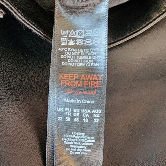 NWT Nasty Gal Faux Leather High Waisted Black Flared Pants Womens 18 - Picture 6 of 8